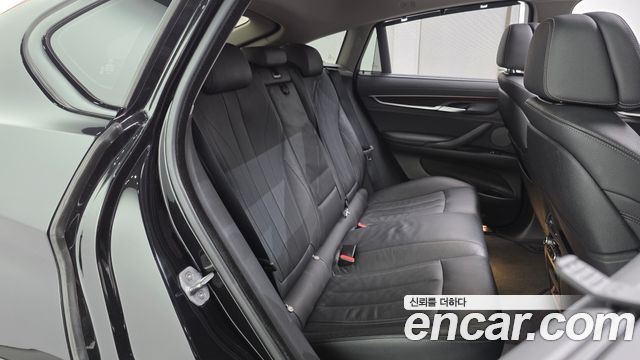 BMW X6 2017 — photo 12