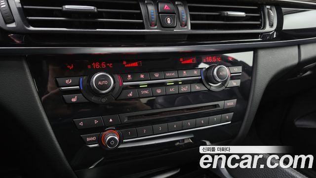 BMW X6 2017 — photo 16