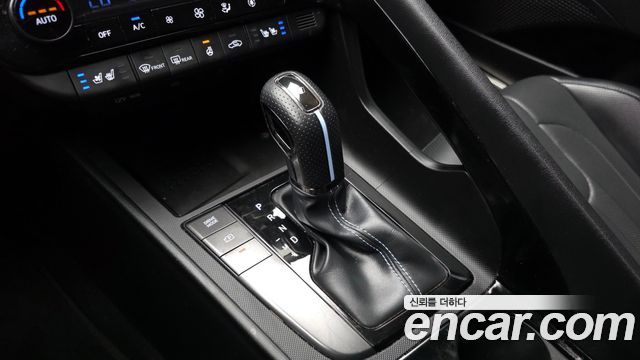 Hyundai AVANTE 2023 — photo 12