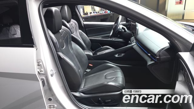 Hyundai AVANTE 2023 — photo 17