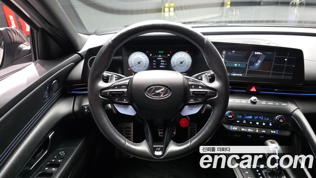 Hyundai AVANTE 2023 — photo 19