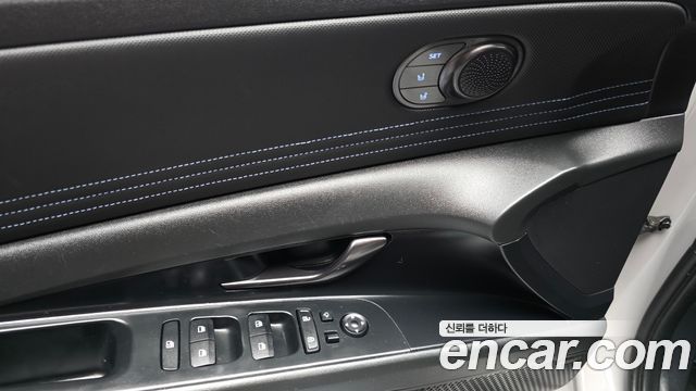 Hyundai AVANTE 2023 — photo 32