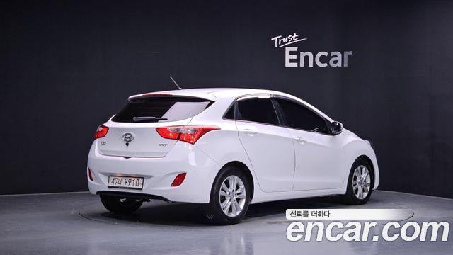 Hyundai i30 2012 — photo 2