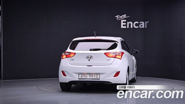 Hyundai i30 2012 — photo 4