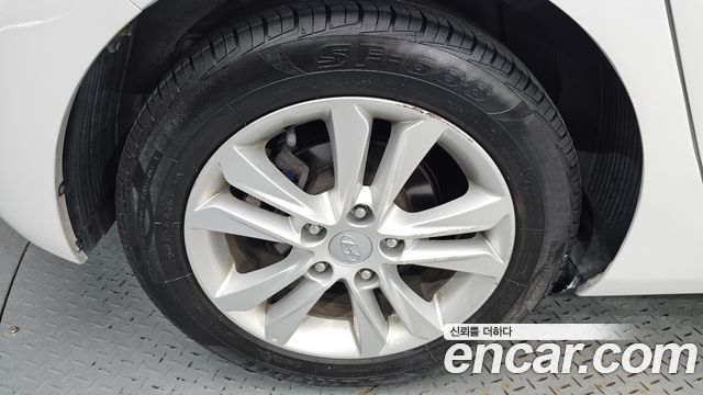 Hyundai i30 2012 — photo 5