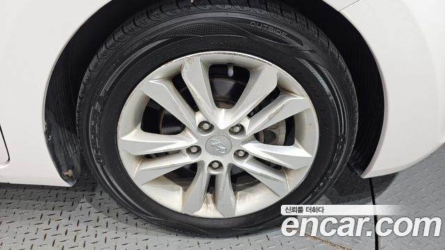 Hyundai i30 2012 — photo 7