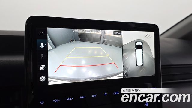 Hyundai Staria 2023 — photo 15