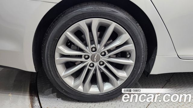 Hyundai Genesis 2014 — photo 5