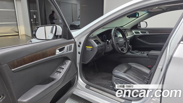 Hyundai Genesis 2014 — photo 13