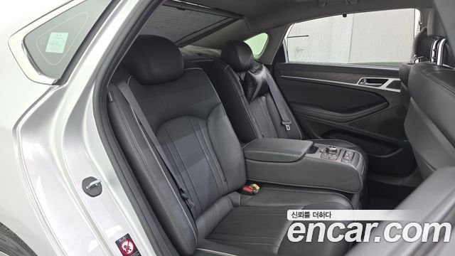 Hyundai Genesis 2014 — photo 17
