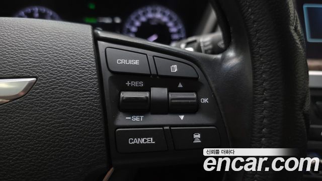 Hyundai Genesis 2014 — photo 26