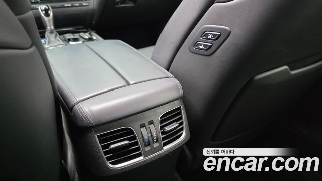 Hyundai Genesis 2014 — photo 27