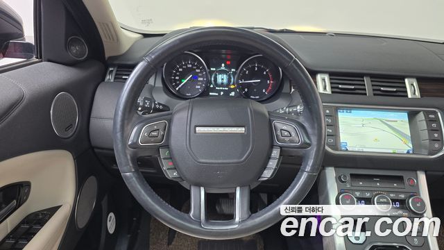 Land Rover Range Rover Evoque 2016 — photo 18