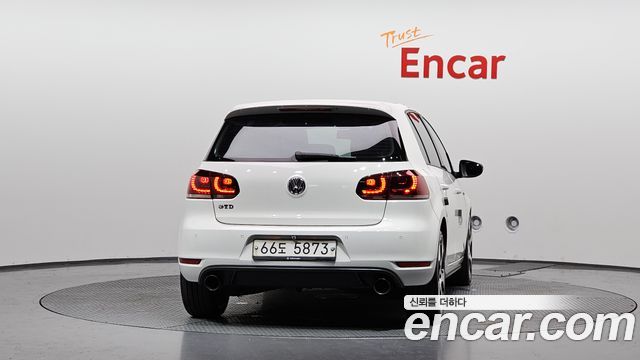 Volkswagen Golf 2010 — photo 4
