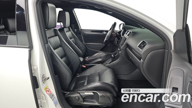 Volkswagen Golf 2010 — photo 11
