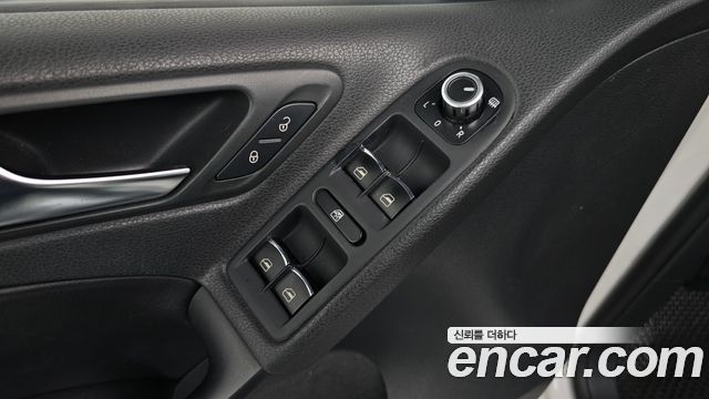 Volkswagen Golf 2010 — photo 19
