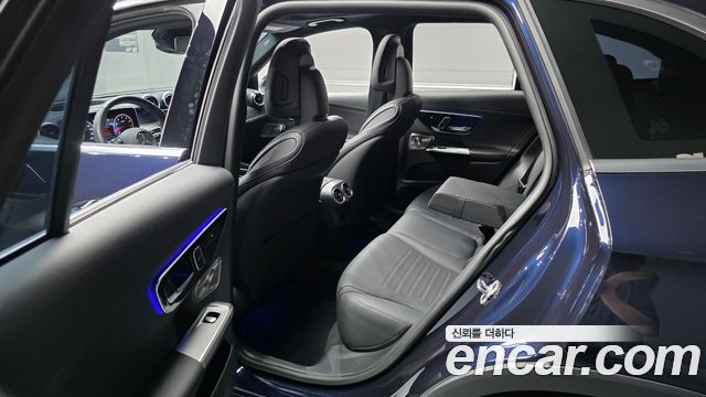 Mercedes-Benz GLC-Class 2024 — photo 17
