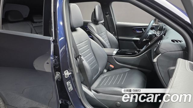 Mercedes-Benz GLC-Class 2024 — photo 16
