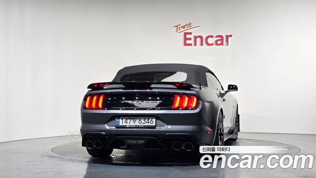 Ford Mustang 2021 — photo 4