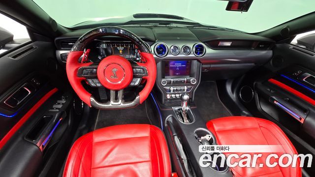 Ford Mustang 2021 — photo 10