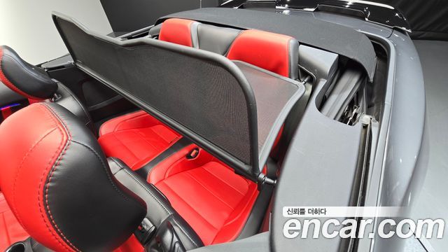 Ford Mustang 2021 — photo 17