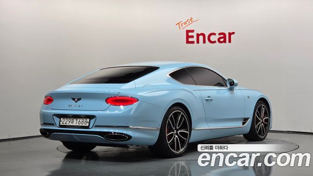 Bentley Continental 2019 — photo 2