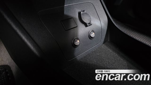 Toyota Prius 2014 — photo 19