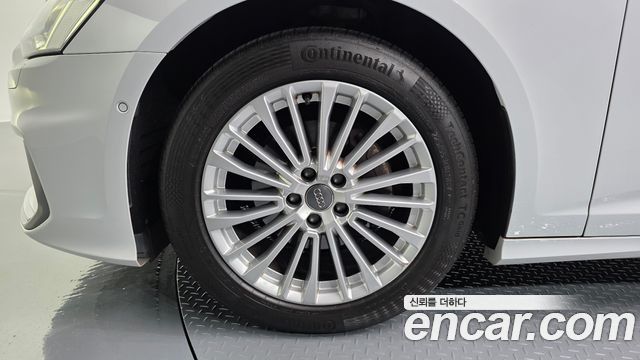 Audi A6 2020 — photo 5