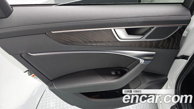 Audi A6 2020 — photo 15