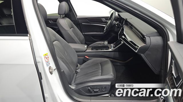 Audi A6 2020 — photo 16