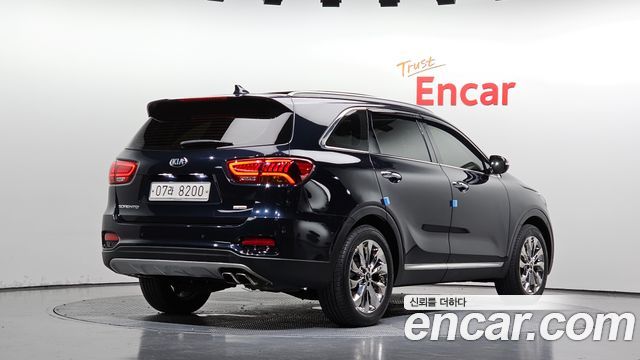 Kia Sorento 2018 — photo 2
