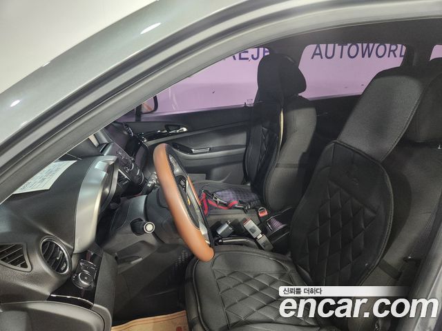 Chevrolet Korea Orlando 2015 — photo 11