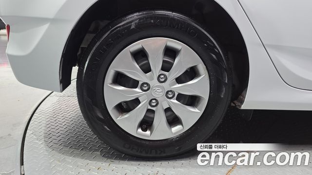 Hyundai Accent 2017 — photo 5