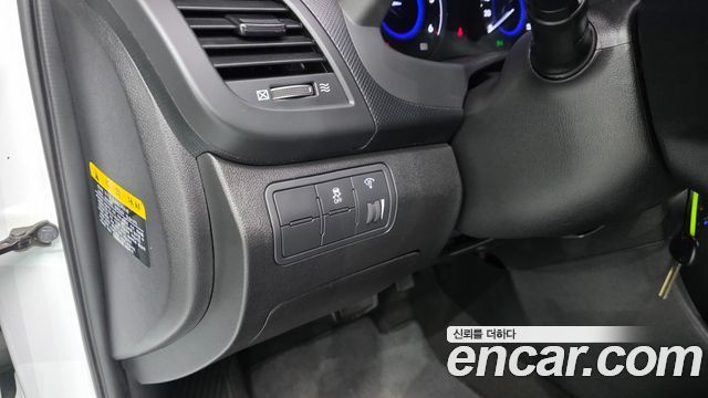 Hyundai Accent 2017 — photo 24