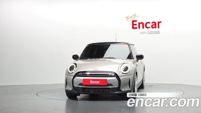 Mini Cooper 2023 — photo 3
