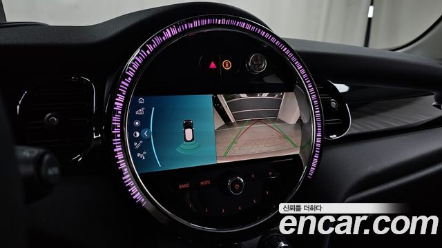 Mini Cooper 2023 — photo 22