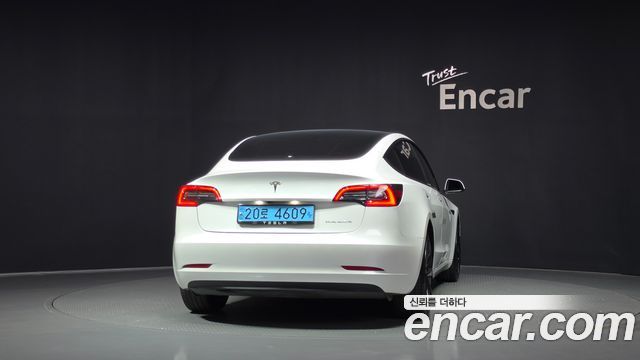 Tesla Model 3 2021 — photo 4