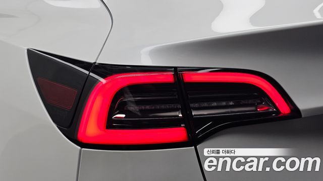 Tesla Model 3 2021 — photo 9