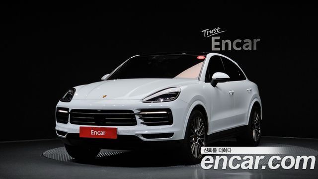 Porsche Cayenne 2023 — photo 1