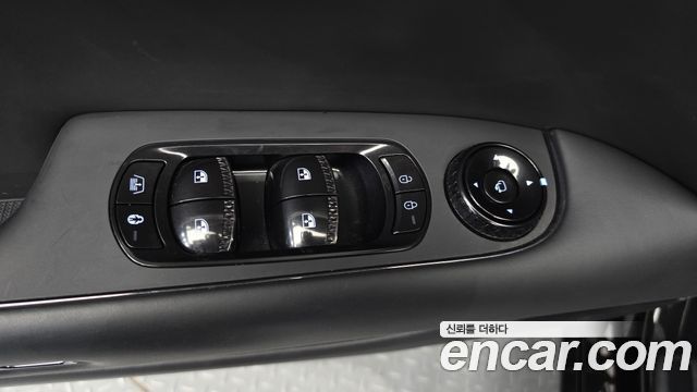 Genesis G90 2025 — photo 28