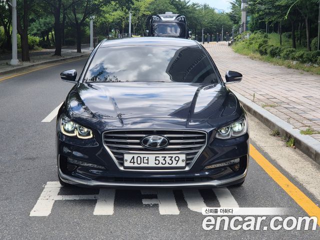 Hyundai Grandeur 2017 — photo 1