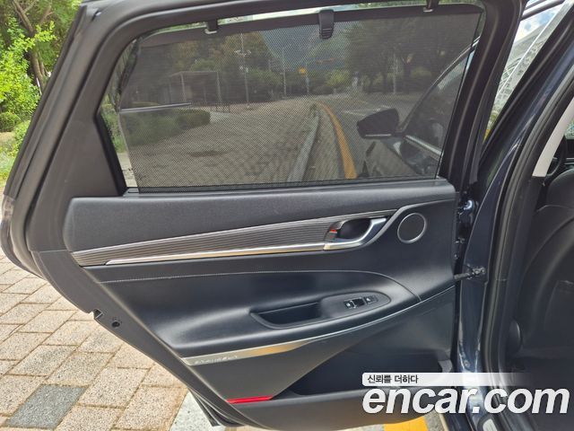 Hyundai Grandeur 2017 — photo 9