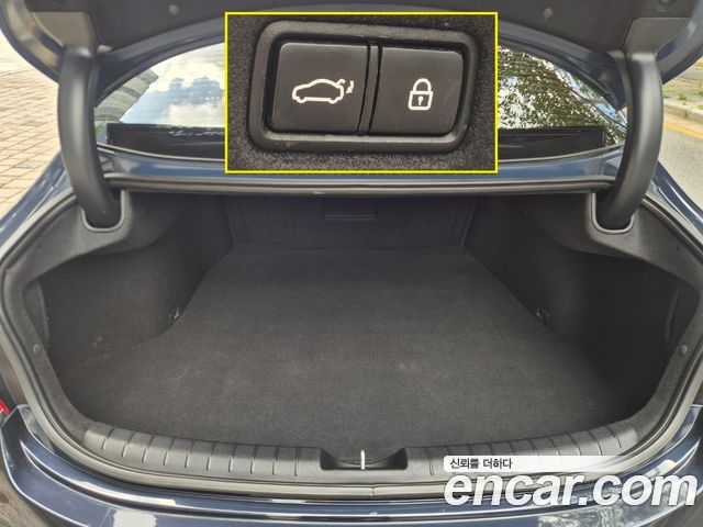 Hyundai Grandeur 2017 — photo 11