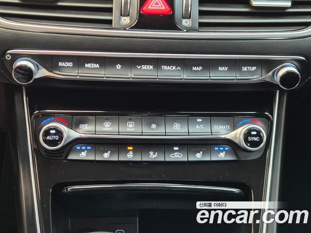 Hyundai Grandeur 2017 — photo 16