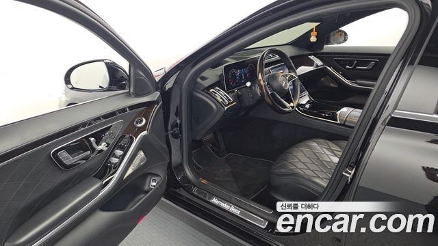 Mercedes-Benz S-Class 2021 — photo 13