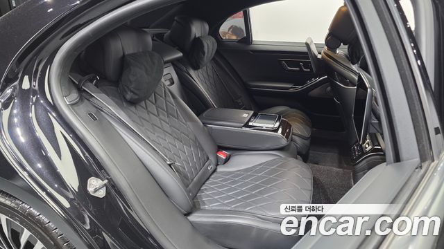 Mercedes-Benz S-Class 2021 — photo 18