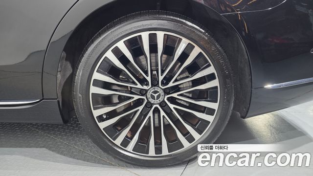 Mercedes-Benz S-Class 2021 — photo 7