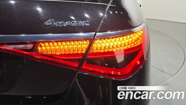 Mercedes-Benz S-Class 2021 — photo 9