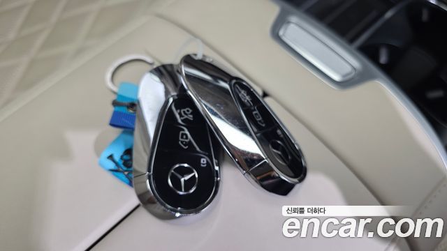 Mercedes-Benz S-Class 2021 — photo 22