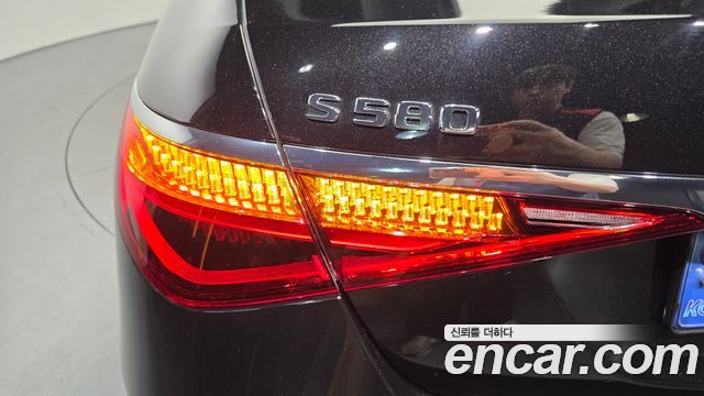Mercedes-Benz S-Class 2021 — photo 9